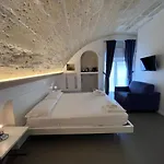 بيت ضيافة Il Giramondo Suite&room 3*
