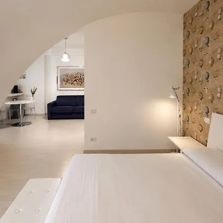 Il Giramondo Suite&room 招待所 马泰拉