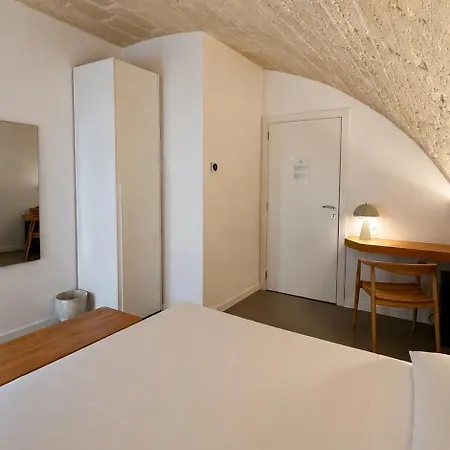 Il Giramondo Suite&room 招待所 马泰拉