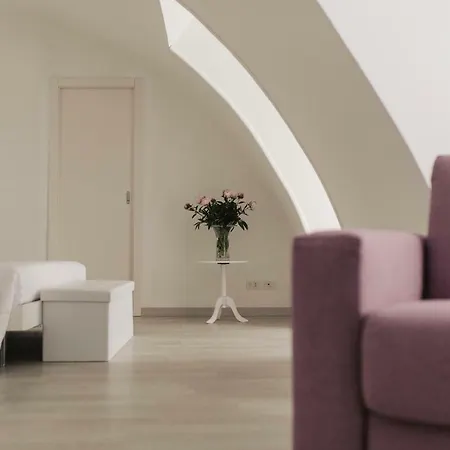 Il Giramondo Suite&room - Centro Affittacamere 4*